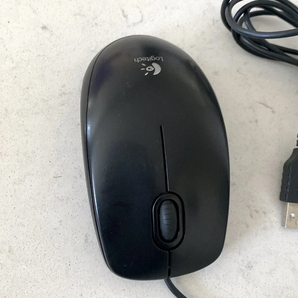 Logitech Wired Optical USB Computer Mouse Black M-U0026 3 Button Scroll Wheel